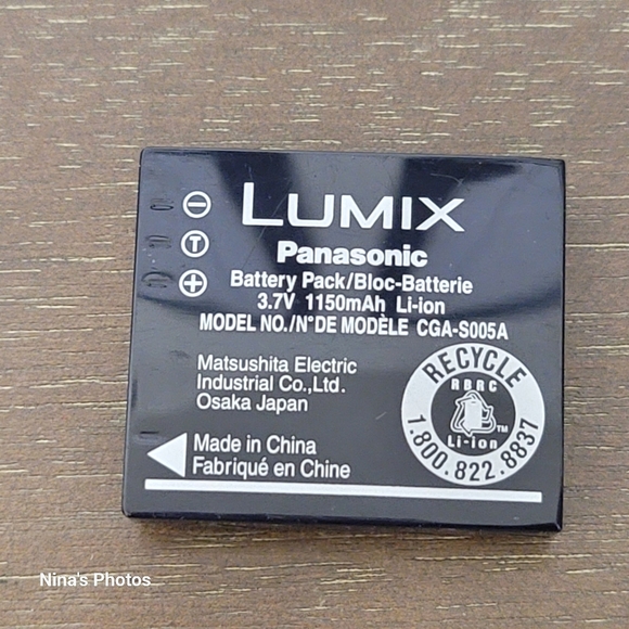 Panasonic Lumix DMC-FX8 Leica 5MP 3x Optical Zoom Digital Camera & Wenger Case - Picture 12 of 14